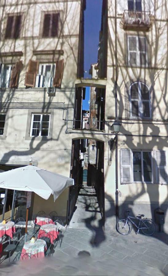 Storico Loft Nel Cuore Di Lucca Exterior foto